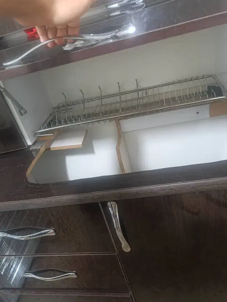 کابینت های گلاس کاملا تمیز در حد نو مناسب جهیزیه|مصالح و تجهیزات ساختمان|شاهین‌شهر, سعدی شمالی|دیوار