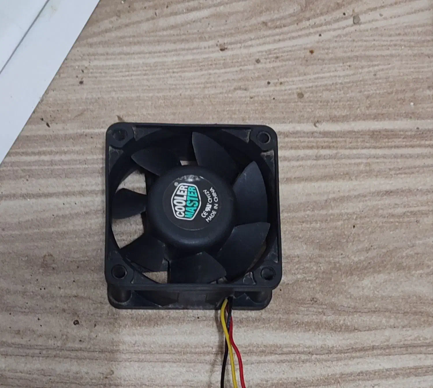 فنماینر ۱۲×۱۲ اصل چین|قطعات و لوازم جانبی رایانه|شیروان (خراسان), |دیوار