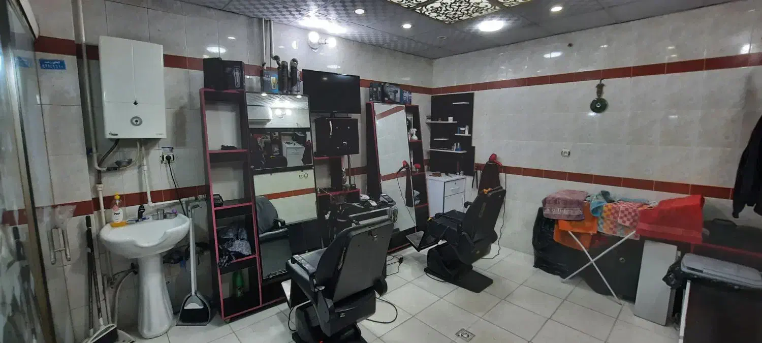 دکور آرایشگاه مردانه|آرایشگاه و سالنهای زیبایی|رشت, معلولین|دیوار