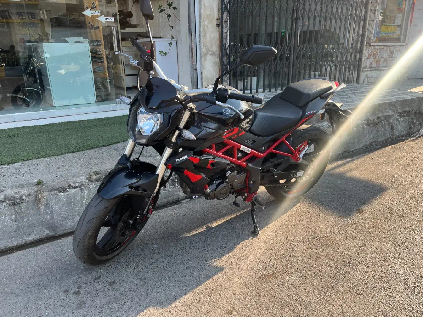 بنلی ۲۵۰ تک سیلندر نیو فیس|موتورسیکلت|آمل, |دیوار