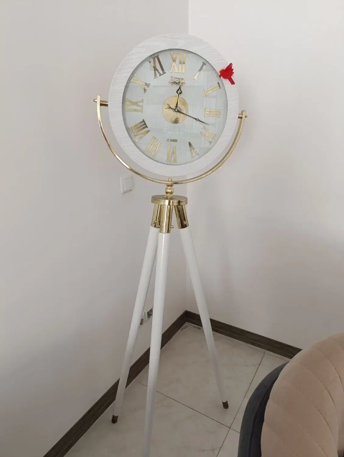 ساعت پایه دار|ساعت دیواری و تزئینی|ساوه, |دیوار