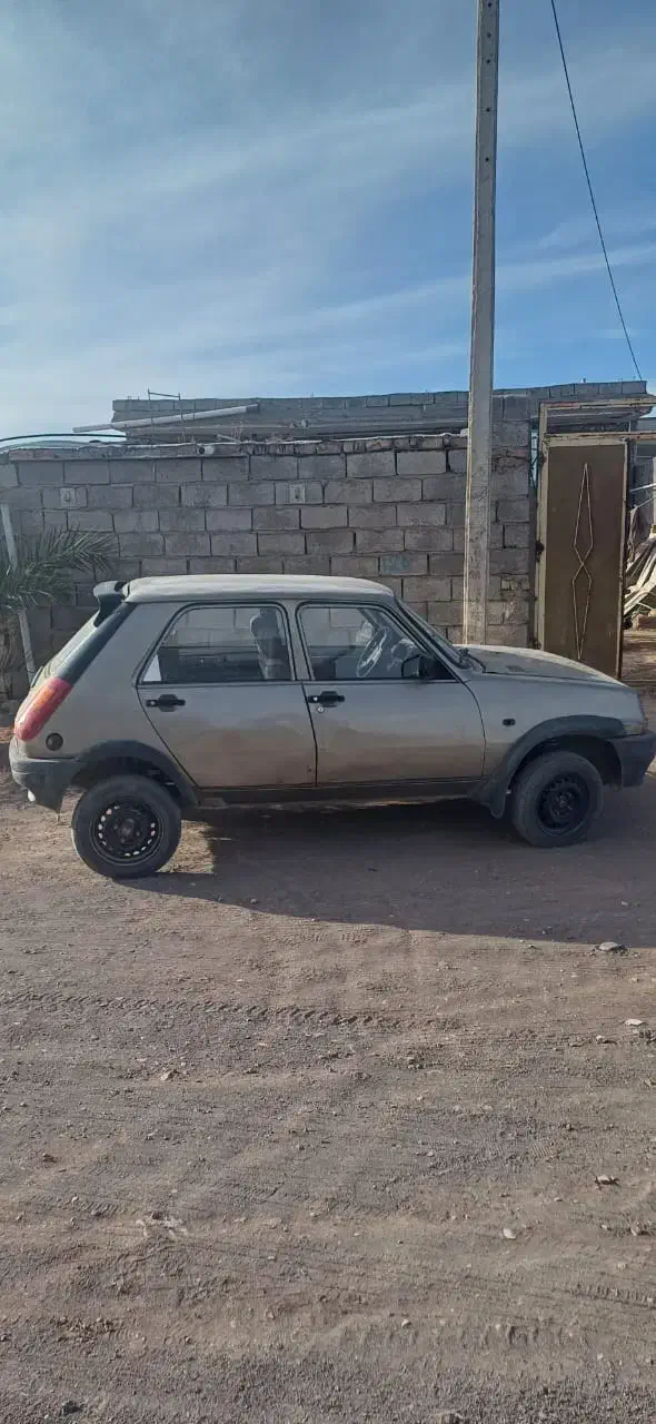 پی کی مدل 83 ماشین رفسنجان هست|خودرو سواری و وانت|بندرلنگه, |دیوار