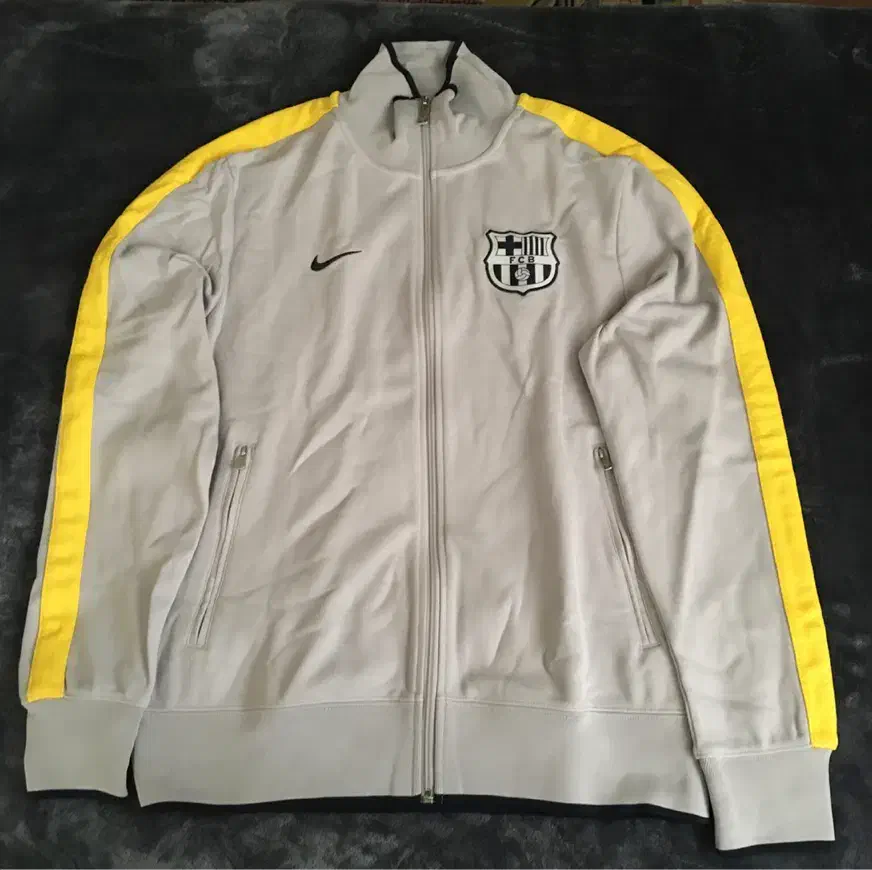 سوییشرت کوهنوردی آمریکایی نایک Nike|کوهنوردی و کمپینگ|تهران, پاسداران|دیوار