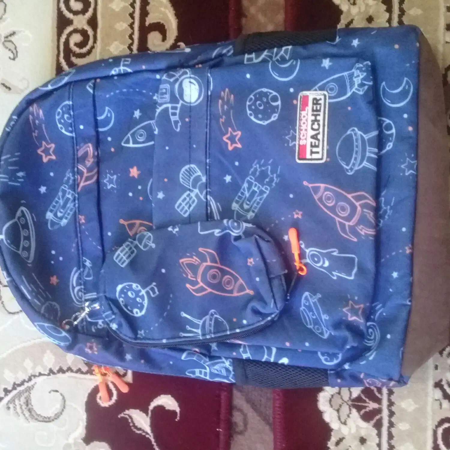 کیف مدرسه|کیف، کفش، کمربند|زابل, |دیوار