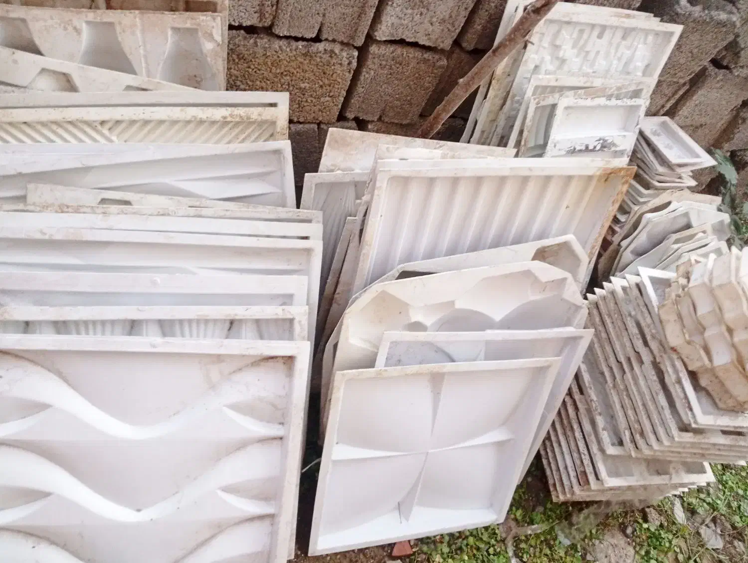 تعدادی قالب سنگ مصنوعی درحدنو تغییرشغل|مصالح و تجهیزات ساختمان|رشت, ولکس|دیوار