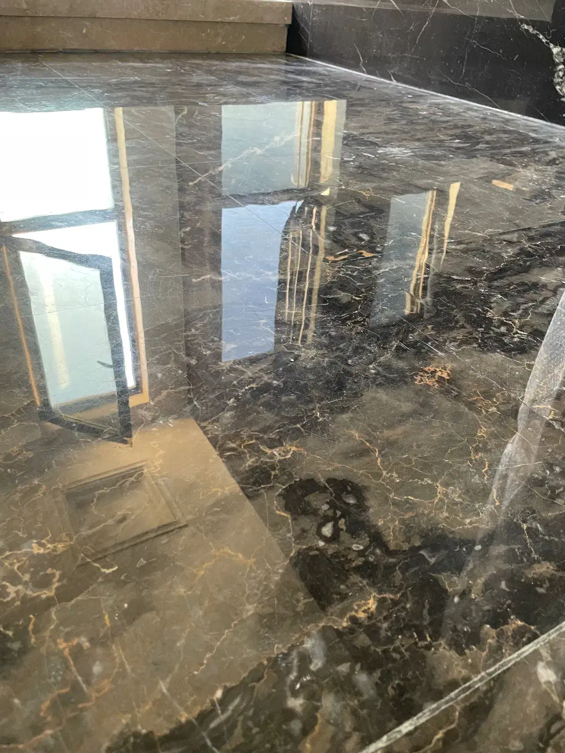 کفسابی و ابند سنگ|خدمات نظافت|ساری, |دیوار