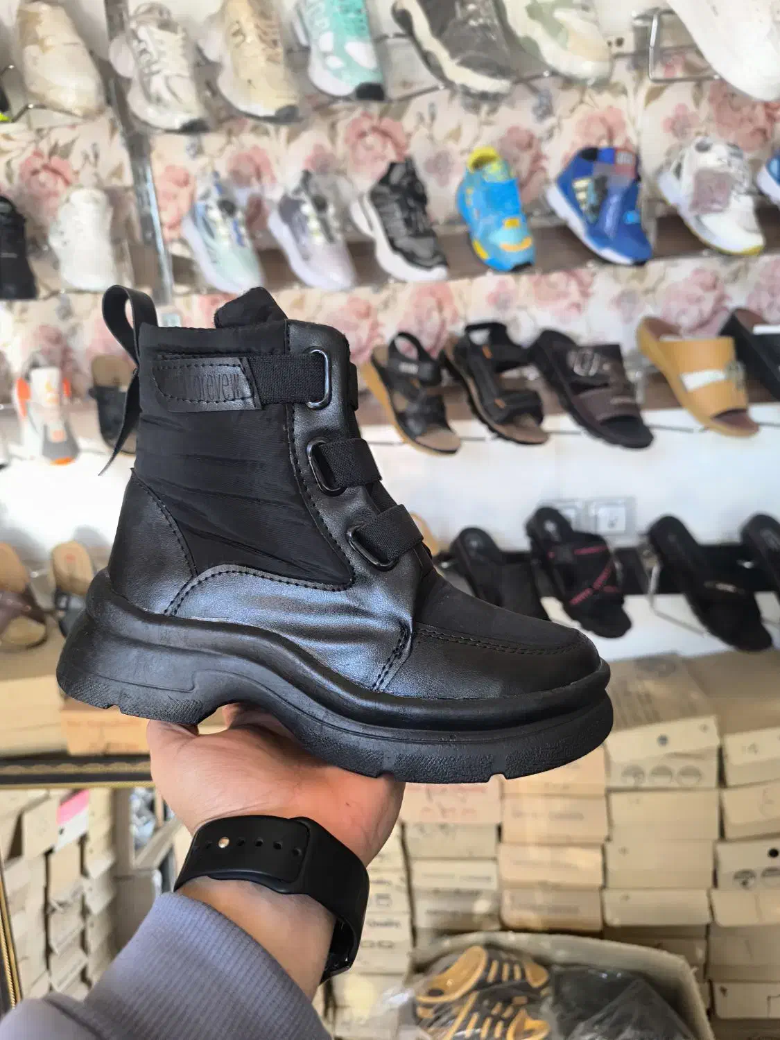 بوت زنانه و دخترانه|کیف، کفش، کمربند|دورود, |دیوار