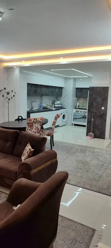 رهن کامل آپارتمان شیک و تمیز|اجارهٔ آپارتمان|فولادشهر, C7|دیوار