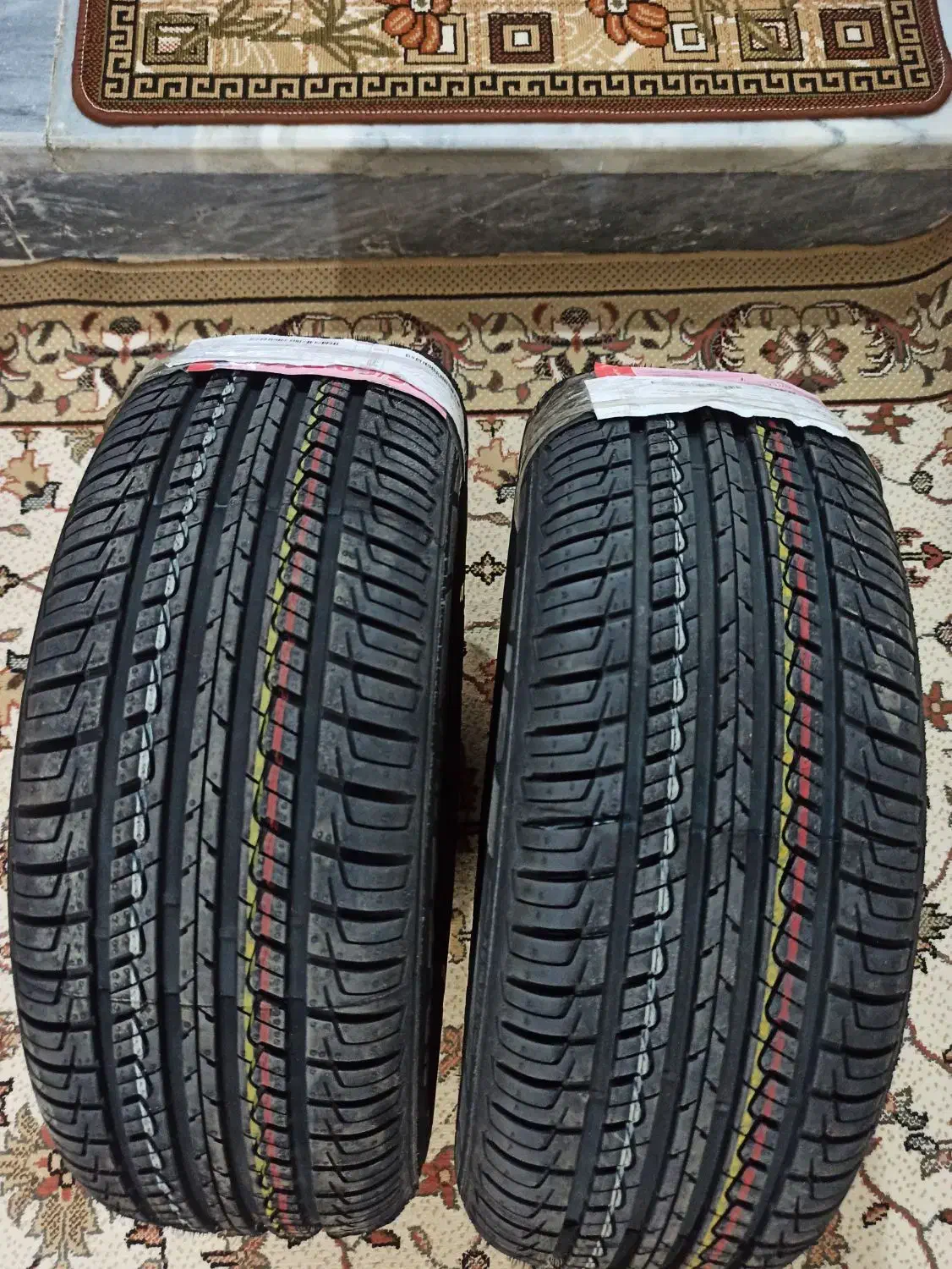 لاستیک کویرتایر|قطعات یدکی و لوازم جانبی|شازند, |دیوار