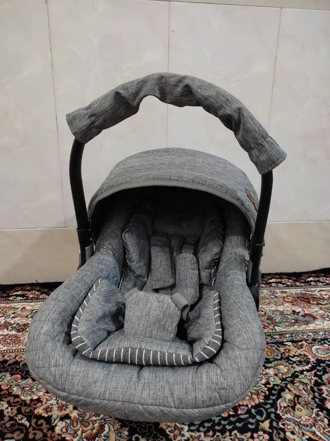 کریر|کالسکه و لوازم جانبی|قم, ولیعصر|دیوار