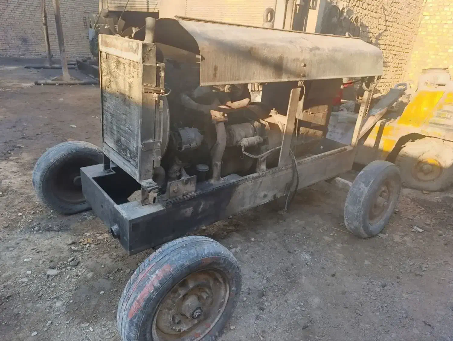 ژنراتور برق|ماشینآلات صنعتی|قرچک, میرزائی جنوبی|دیوار