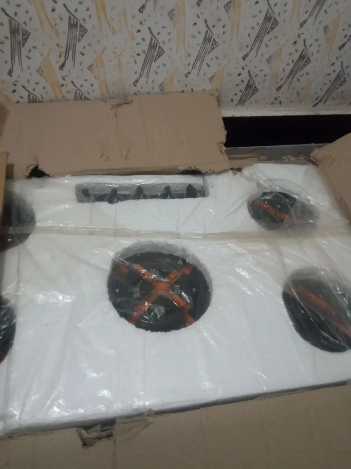 گاز پنچ شعله نو فروشی|اجاق گاز و لوازم برقی پخت‌وپز|سنندج, |دیوار