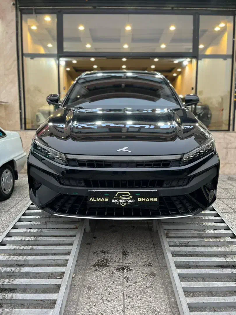 کی ام سی j7 مدل 1403 بدون رنگ در حد|خودرو سواری و وانت|تهران, هوانیروز|دیوار