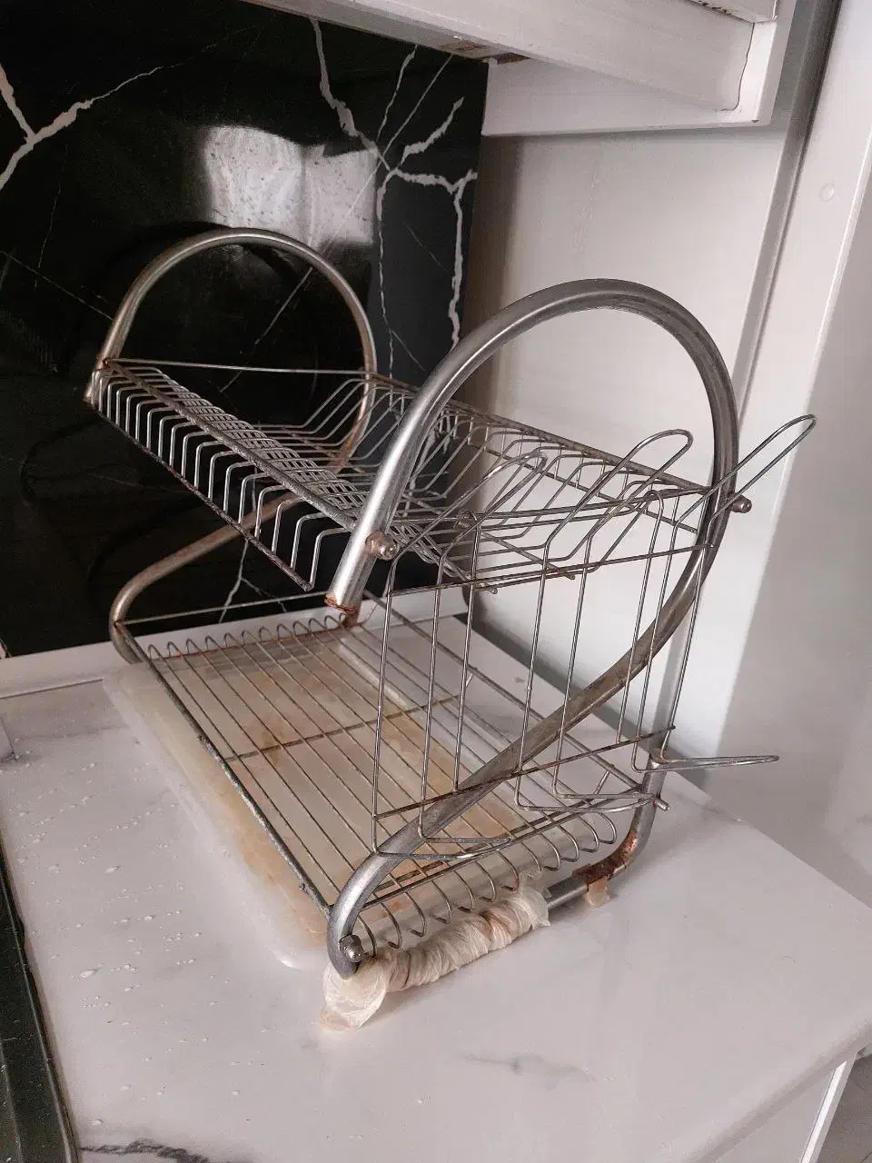 آبچکان|آب‌چکان و نظم‌دهنده ظروف|تهران, دریان‌نو|دیوار