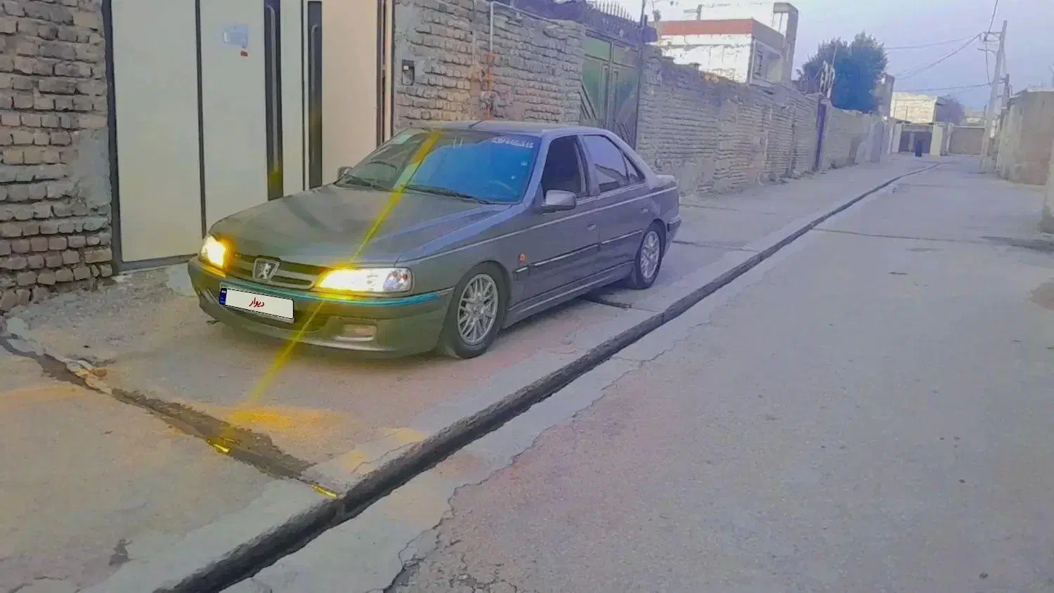 پژو پارس مدل ۸۴دوگانه دست|خودرو سواری و وانت|کلاله, |دیوار