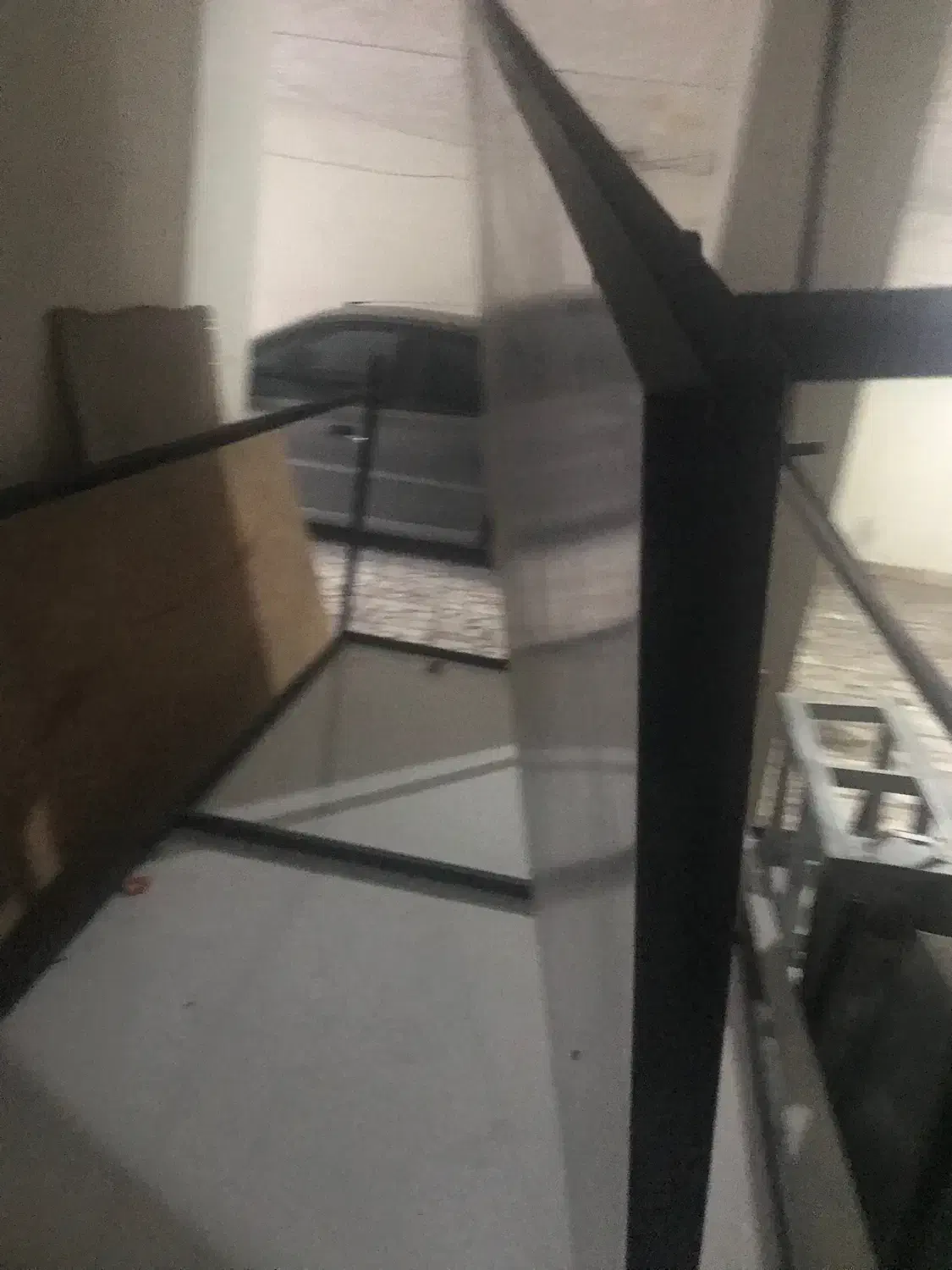 میز و نیمکت|صندلی و نیمکت|لاهیجان, مهرگان|دیوار