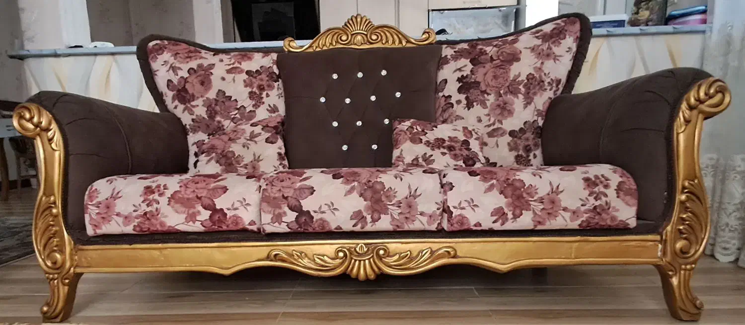 یک دست مبل هفت نفره|مبلمان خانگی و میز عسلی|اسدآباد, |دیوار