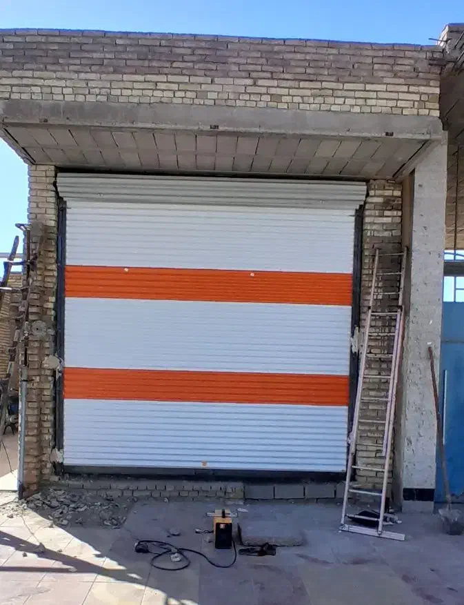 کرکره معمولی‌‌ و برقی/ کرکره سنتی قدیمی تعمیر فنر|خدمات پیشه و مهارت|کارون, |دیوار