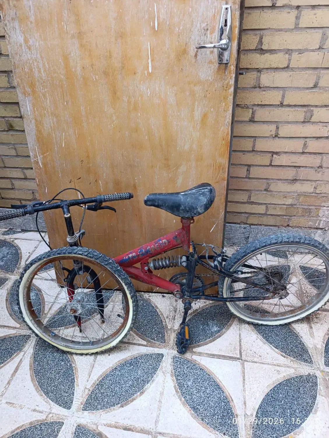 دوچرخه ۲۰|دوچرخه، اسکیت، اسکوتر|شیراز, آبیاری|دیوار