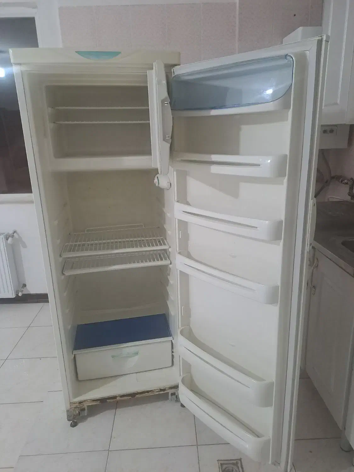 یخچال پارس ۱۳ فوت سالم|یخچال و فریزر|هشتگرد, فاز ۱ مهستان|دیوار