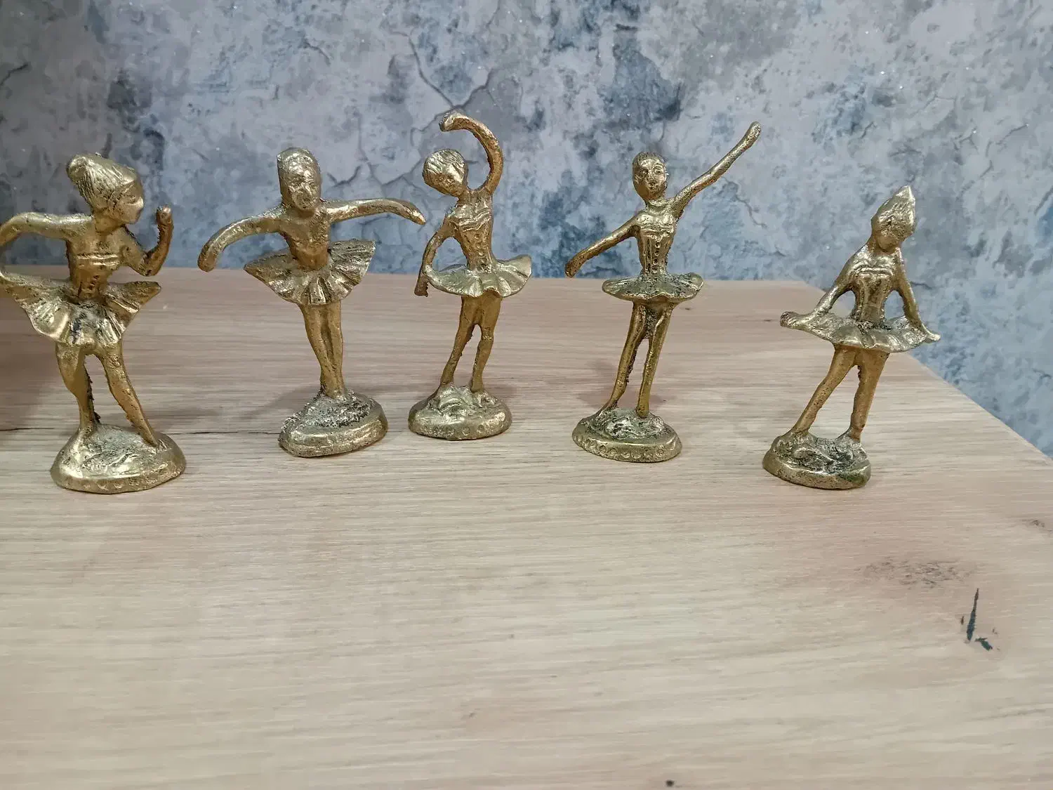 مجسمه|مجسمه، تندیس، ماکت|دورود, |دیوار