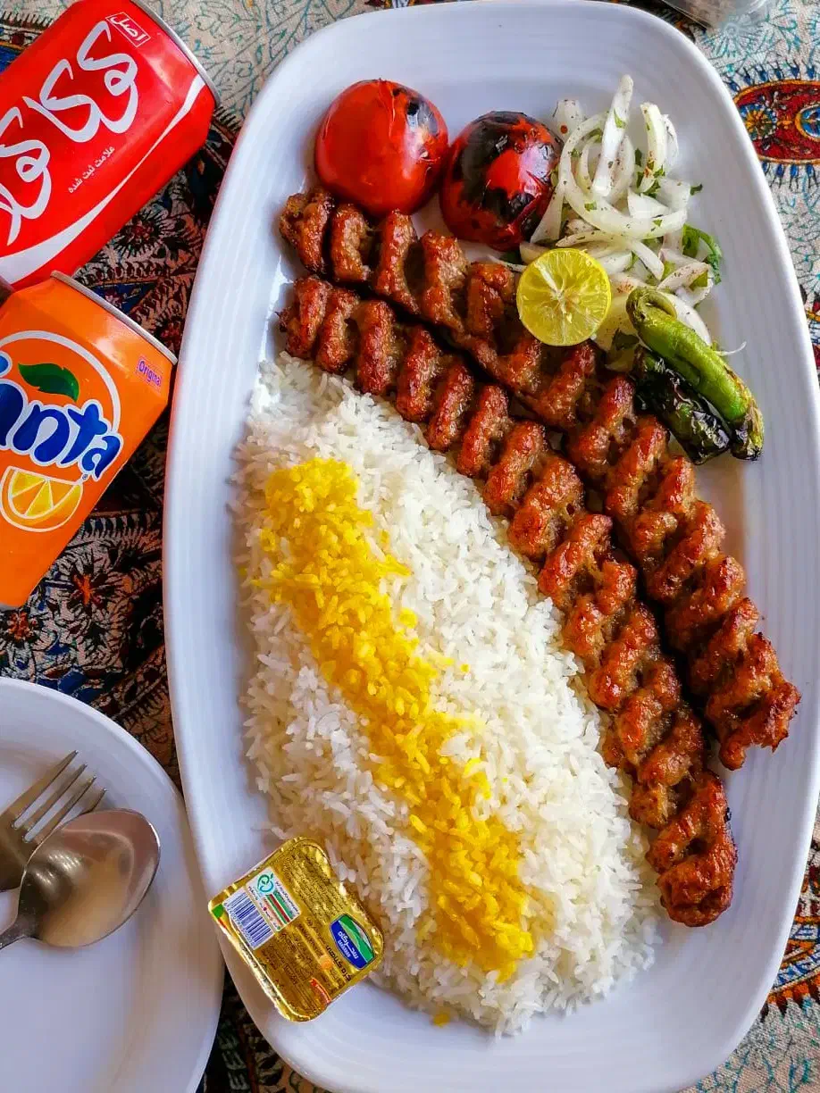 آشپز سنتی پاره وقت|استخدام خدمات فروشگاه و رستوران|قزوین, |دیوار