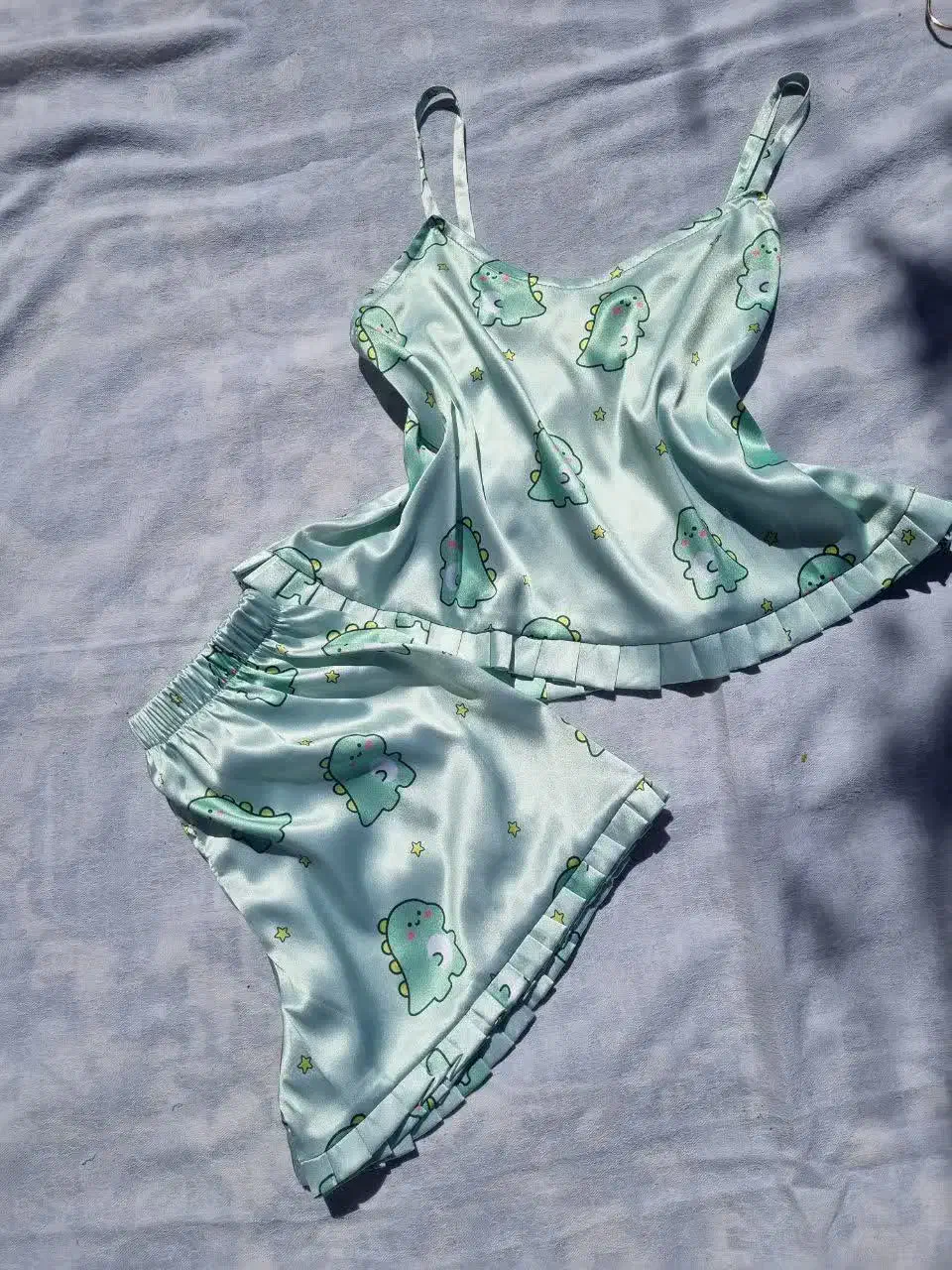 لباس ساتن لباس راحتی لباس خواب روبالشی|لباس|قائن, |دیوار