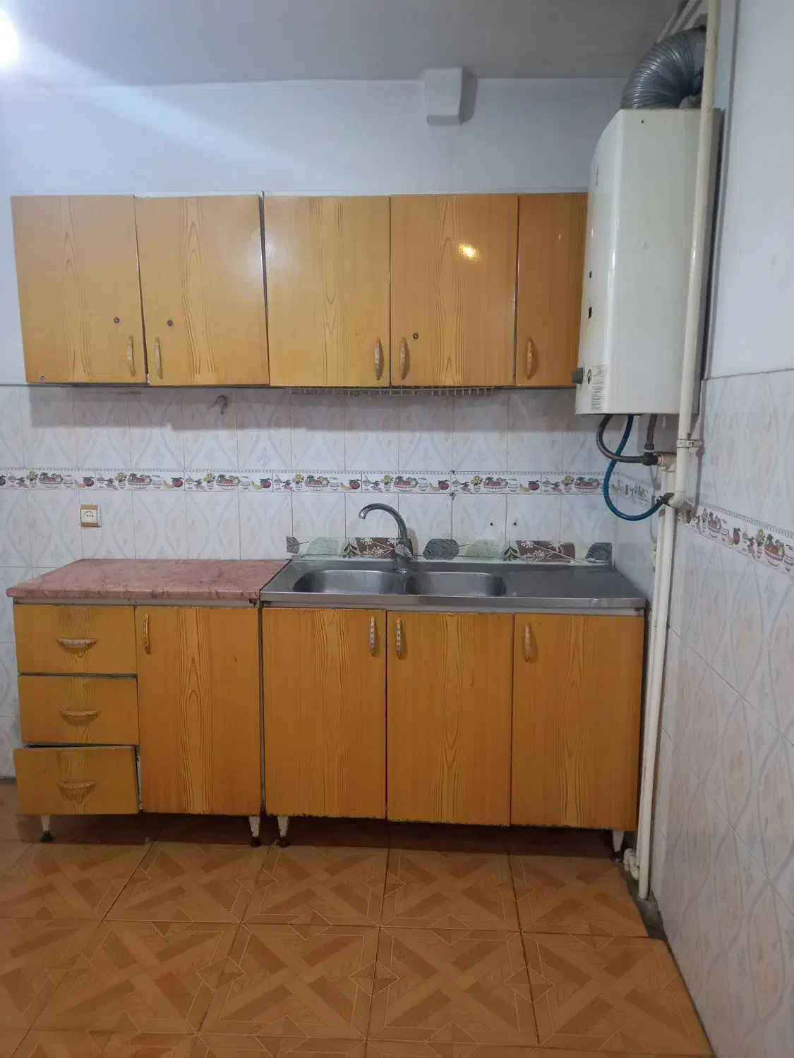 اجاره سوئیت با راه مشترک|اجارهٔ خانه و ویلا|رشت, شهرک صبا|دیوار