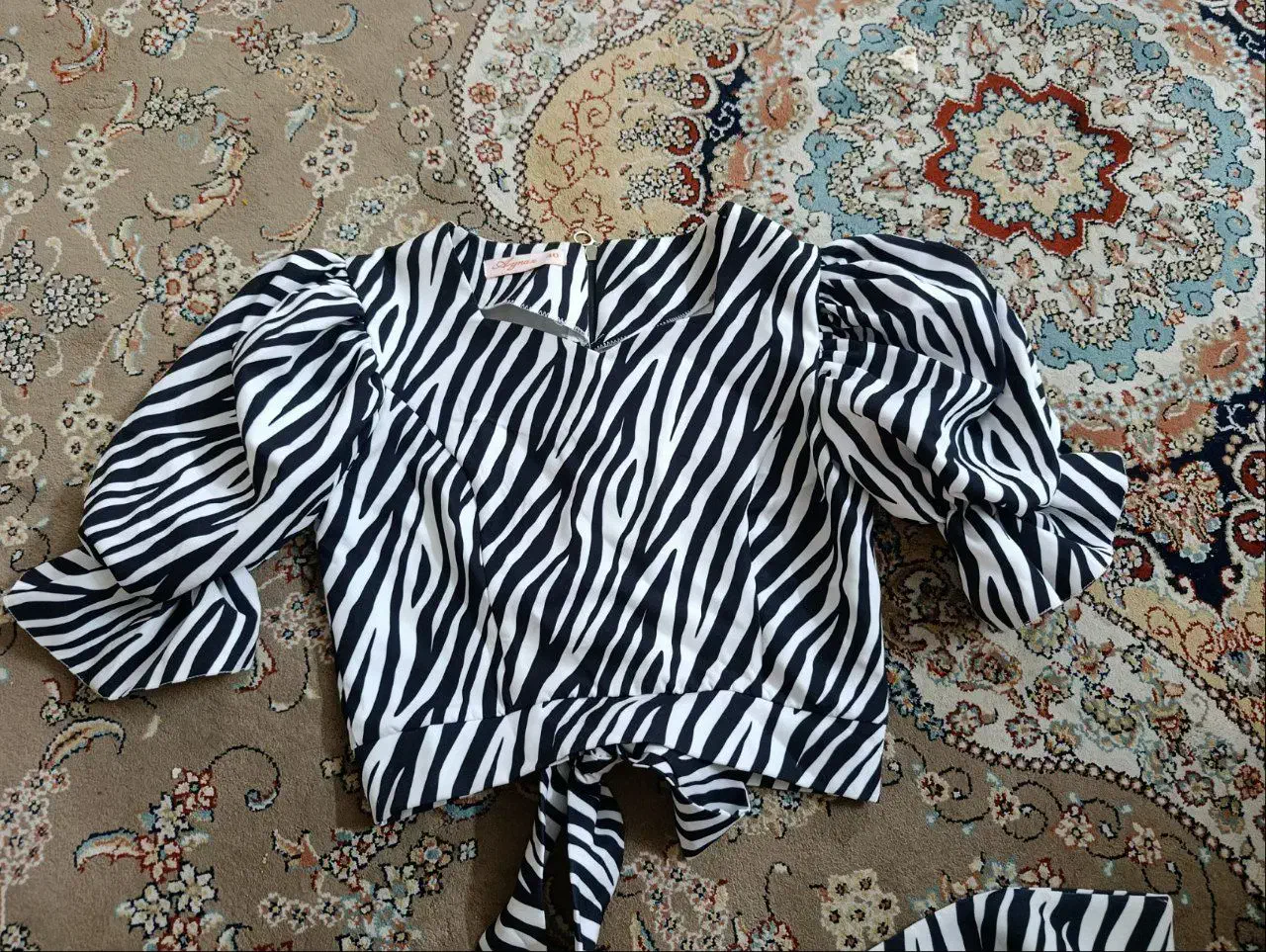 لباس مجلسی دخترانه|لباس|مشهد, کوشش|دیوار