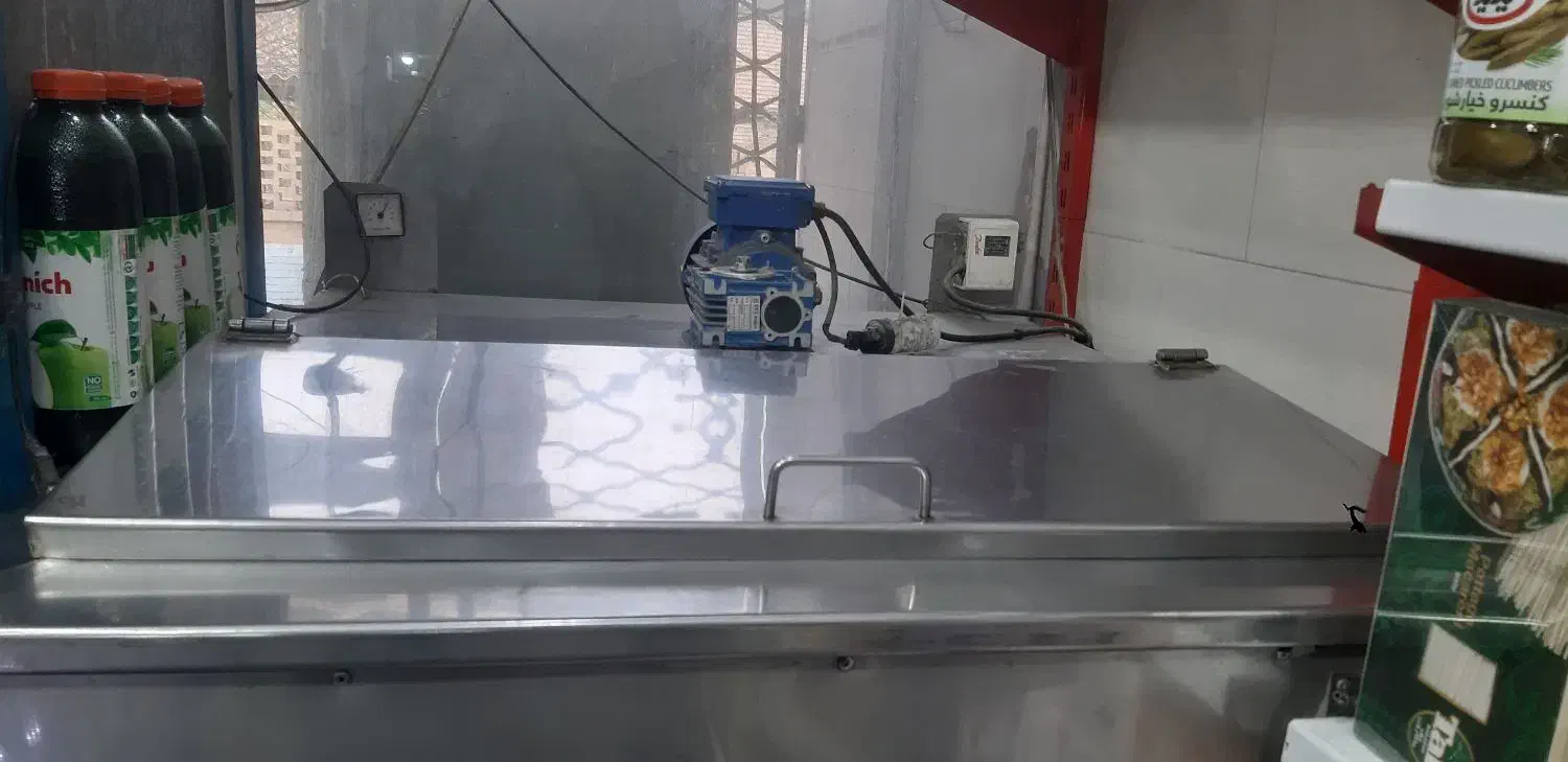 شیر سرد کن ۵۰۰ کیلویی و یخچال تاپینگ ارگ|فروشگاه و مغازه|یزد, |دیوار
