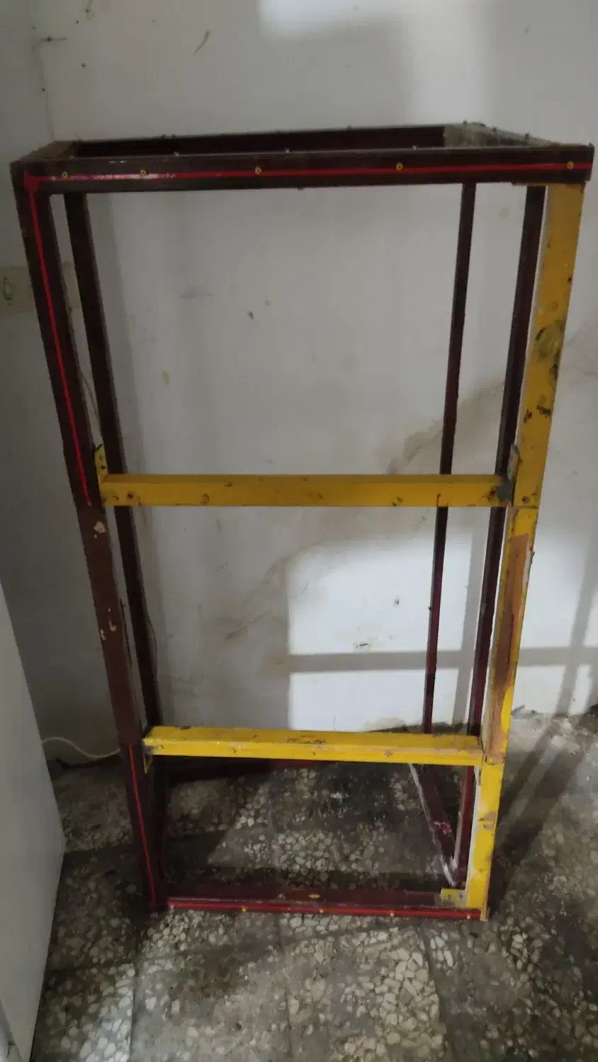 چهار پایه داخلی منزل وبیرون قوطی 4*4|صندلی و نیمکت|نجف‌آباد, صالح آباد|دیوار