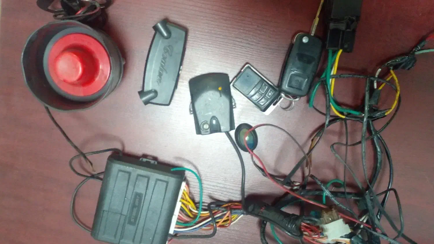 دزدگیر ماشین Esteel bat|قطعات یدکی و لوازم جانبی|رشت, حومه رشت|دیوار