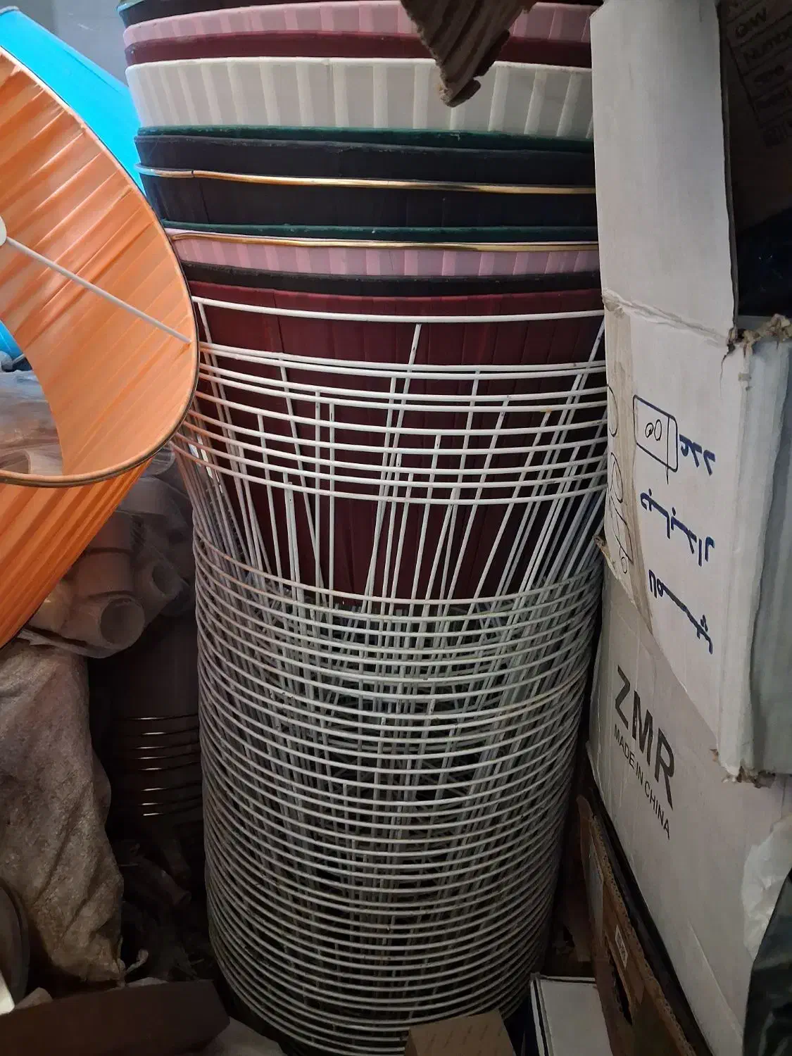 حراج عمده شید و وسایل و قطعات آباژور تعداد بالا|چراغ خواب و آباژور|تهران, اتابک|دیوار