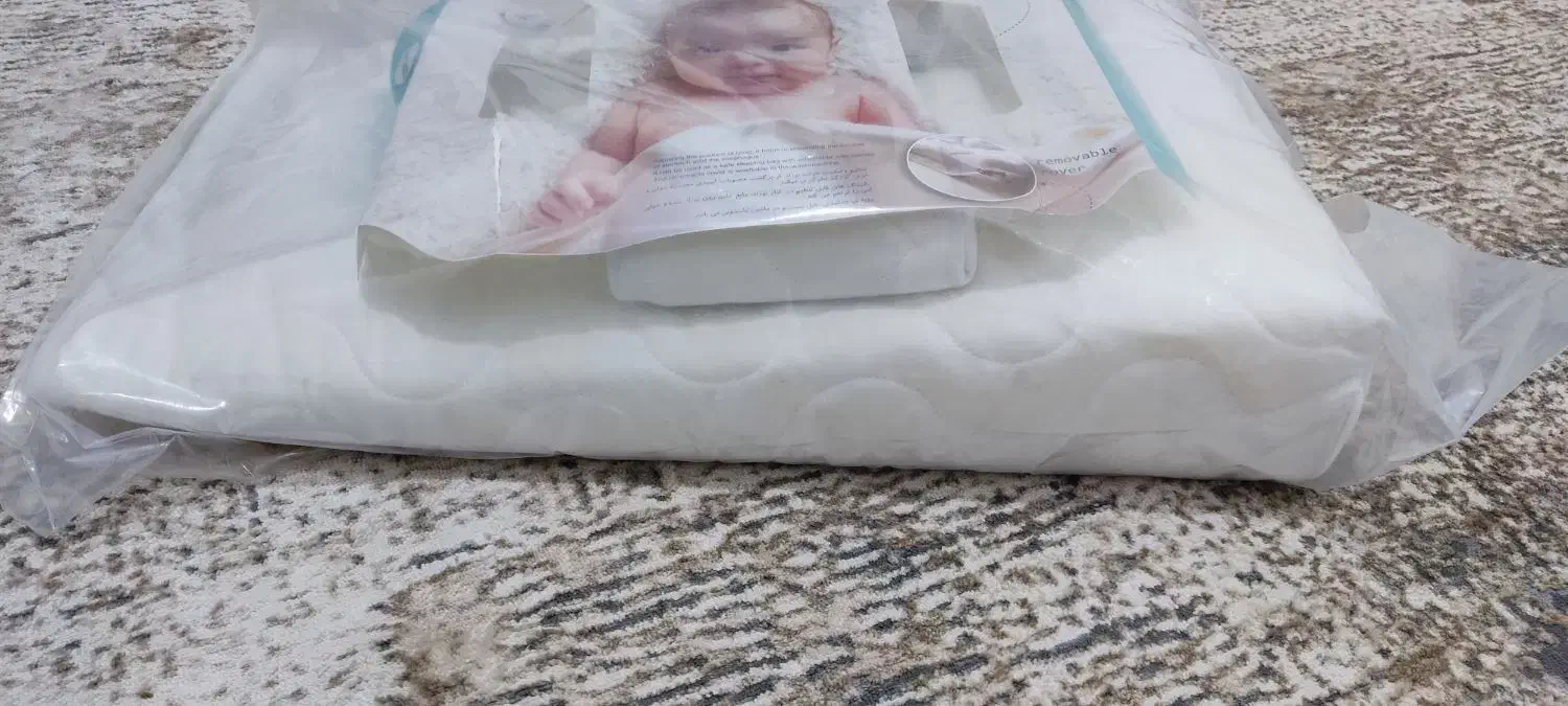 تشک آنتی رفلکس نوزاد کاملا نو|اسباب و اثاث بچه|اصفهان, باغ فدک|دیوار