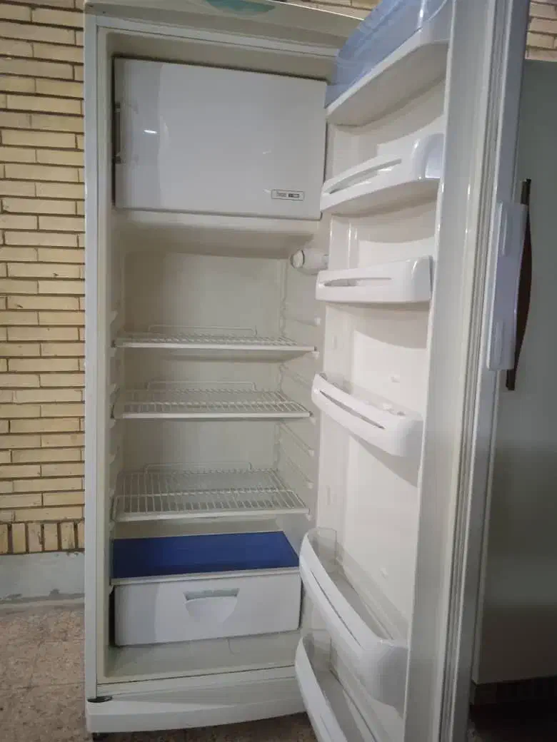 فروش یخچال و فریزر|یخچال و فریزر|شاهین‌شهر, شهرک گلدیس|دیوار