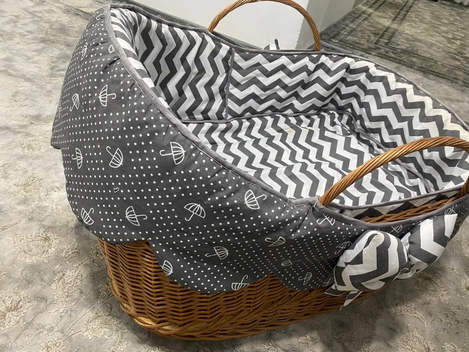 کریر حصیری ،وضعیت نو|کالسکه و لوازم جانبی|آستانه اشرفیه, |دیوار