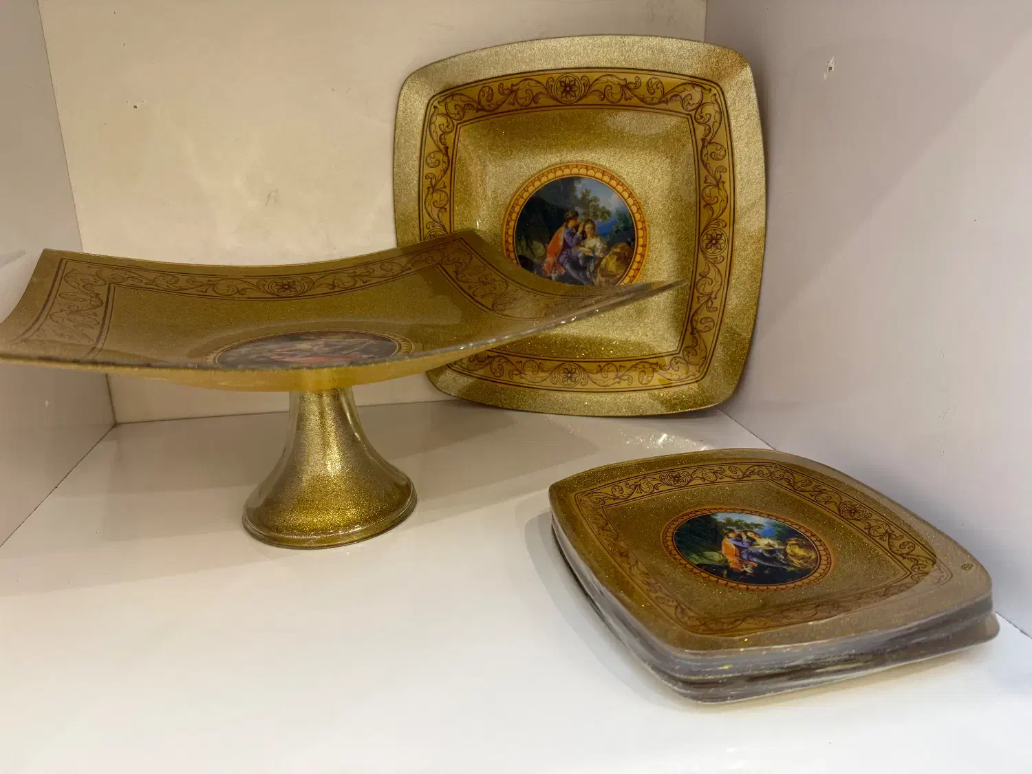 ظروف پذیرایی|ظروف سرو و پذیرایی|لاهیجان, لیالستان|دیوار