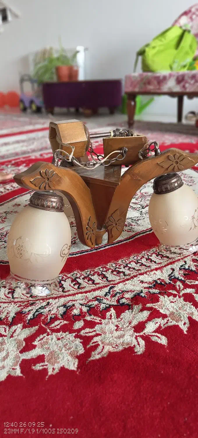 لوستر ، چوبی ،|لوستر و چراغ آویز|محمدشهر, همایون ویلا|دیوار