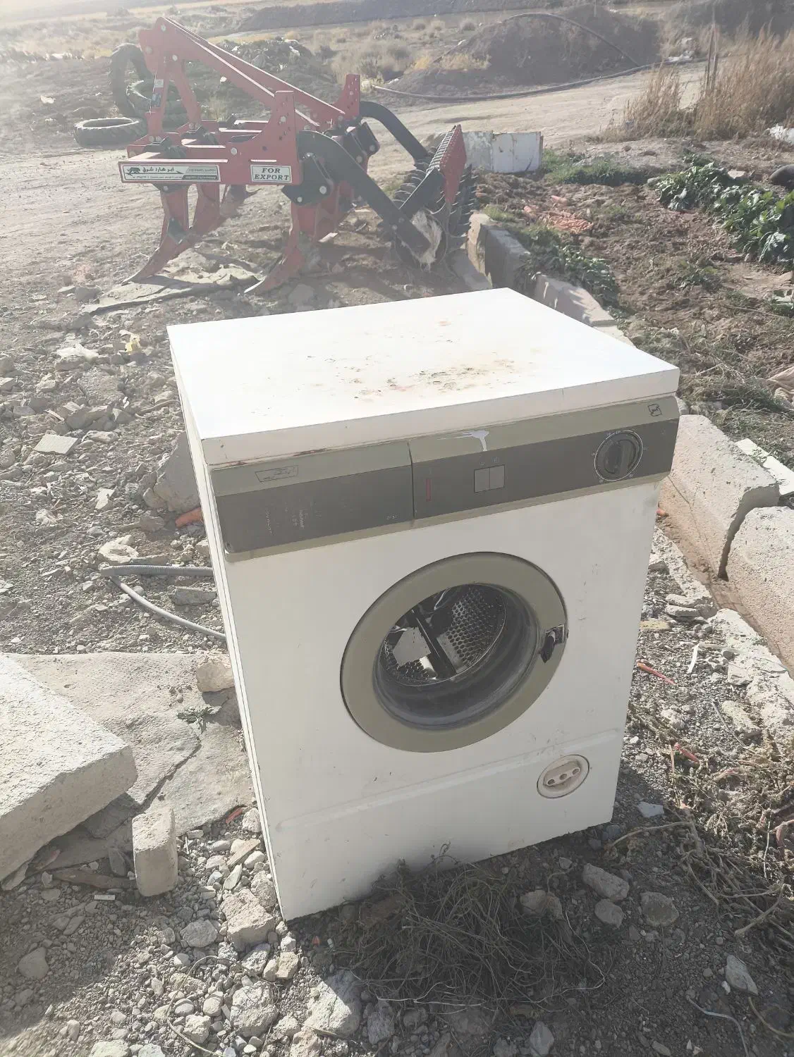 لباس شویی. ارج|ماشین لباسشویی و خشککن لباس|دهگلان, |دیوار