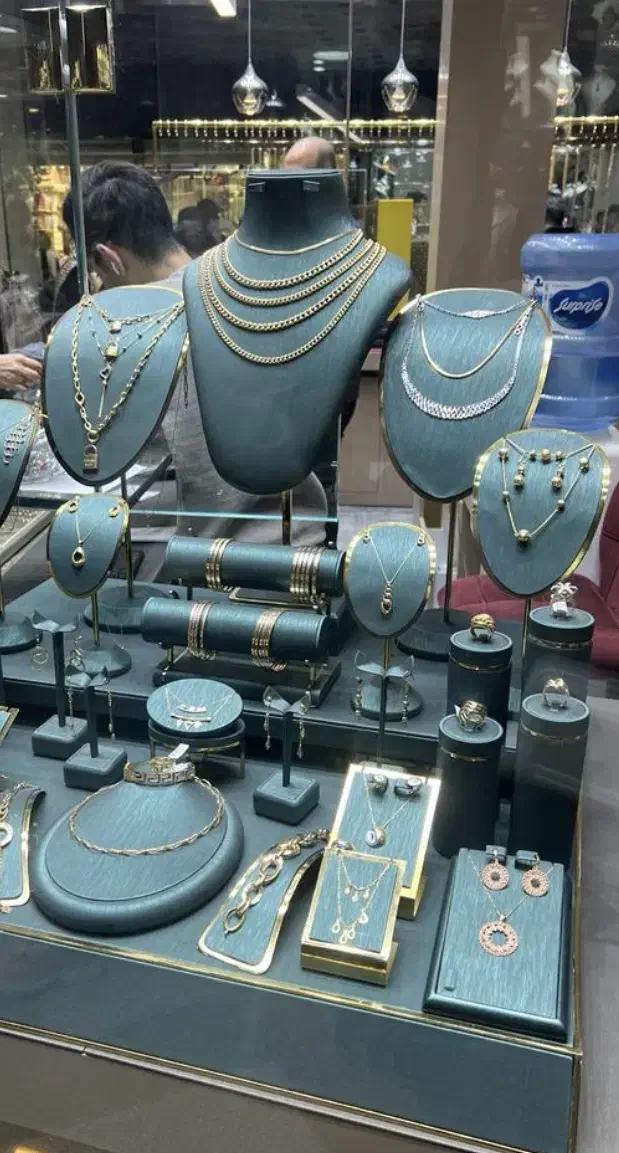 سرمایه طلا از من ، تبلیغ گذاشتن از شما|استخدام بازاریابی و فروش|قائمشهر, |دیوار