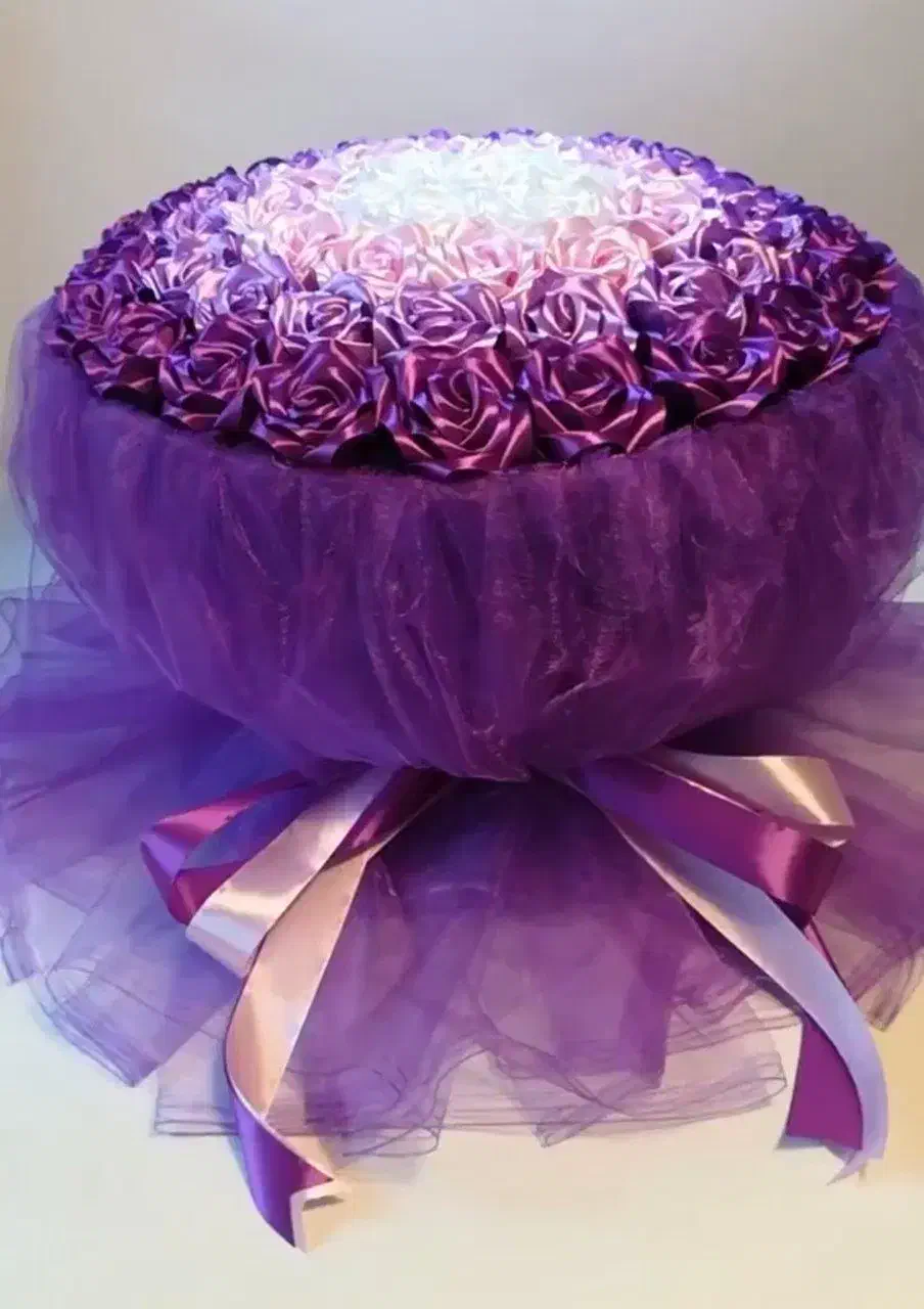 هدیه ای جاودان برای روز زن و مادر|گل مصنوعی|میبد, |دیوار