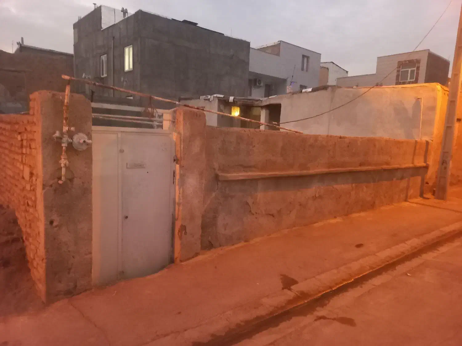 فروش خانه کلنگی ۳۰۰ متری کمال آباد|فروش زمین و ملک کلنگی|الوند, |دیوار