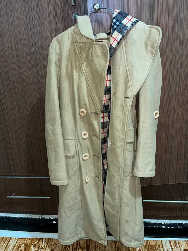 مانتو پالتو مزونی|لباس|اهواز, معین زاده|دیوار