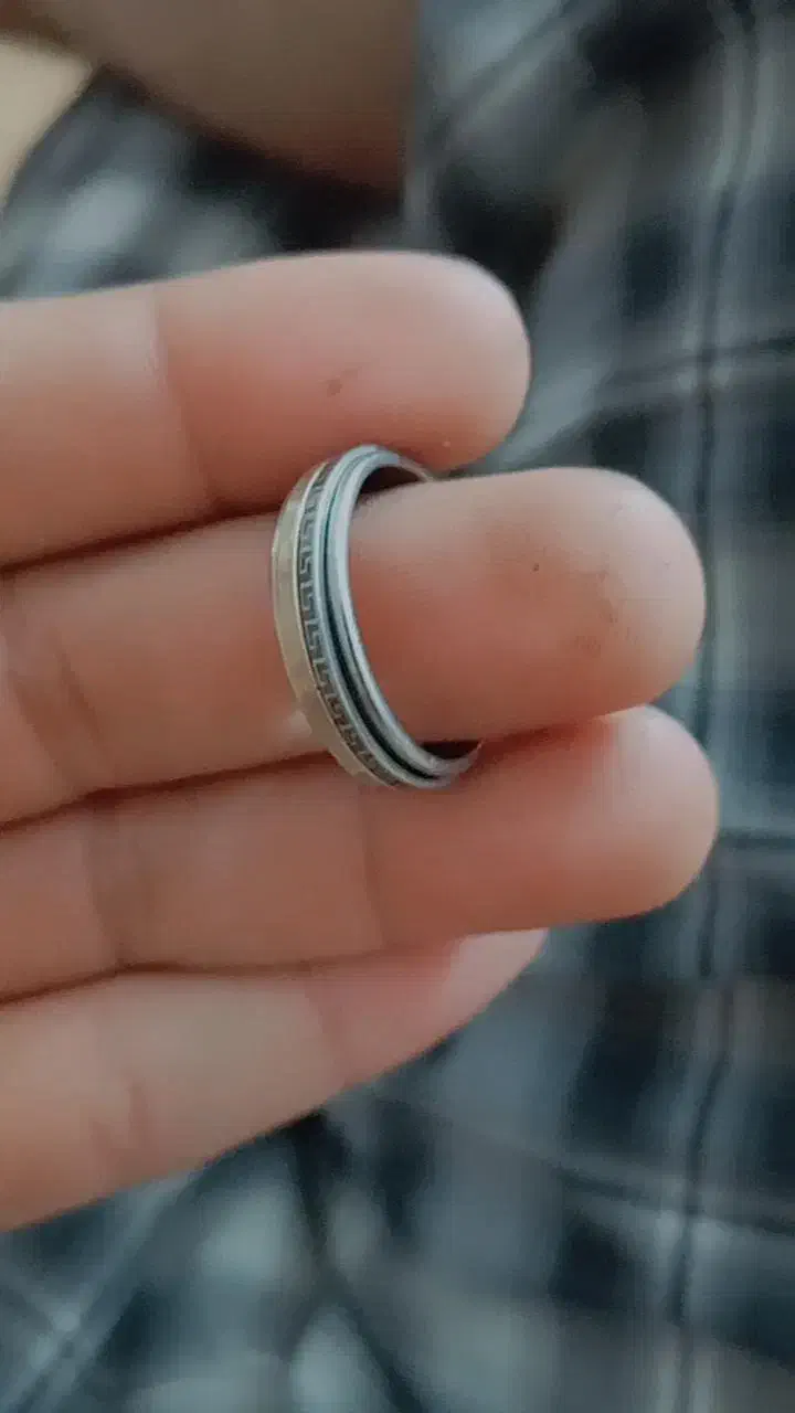 یک عدد حلقه کوبیک|جواهرات|ورامین, ورامین|دیوار