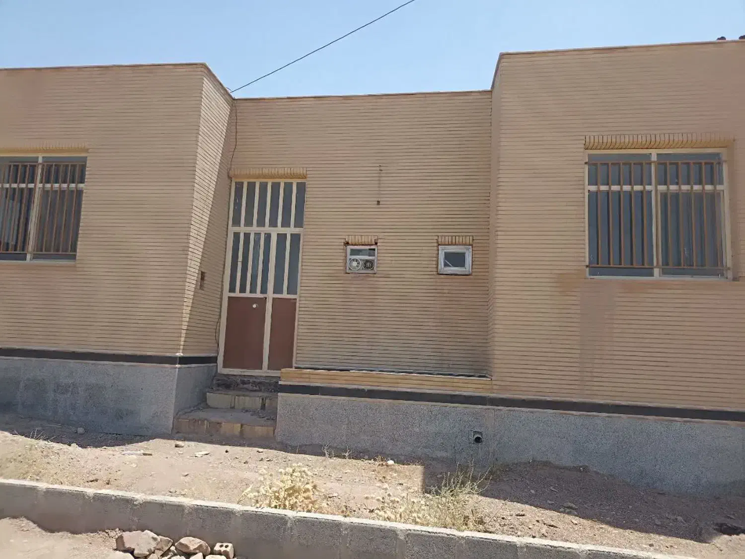 خانه فرهنگیان ۱۲۵متری|فروش خانه و ویلا|زرند, |دیوار