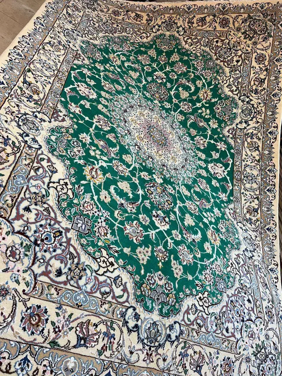 (حراج پاییزی فرش خیام)قالیچه پرده ای نایبن|فرش|کرج, کوی امامیه|دیوار