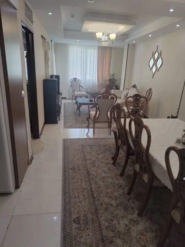 ۹۰ متری واقع در سعادتیه|فروش آپارتمان|گرمدره, |دیوار