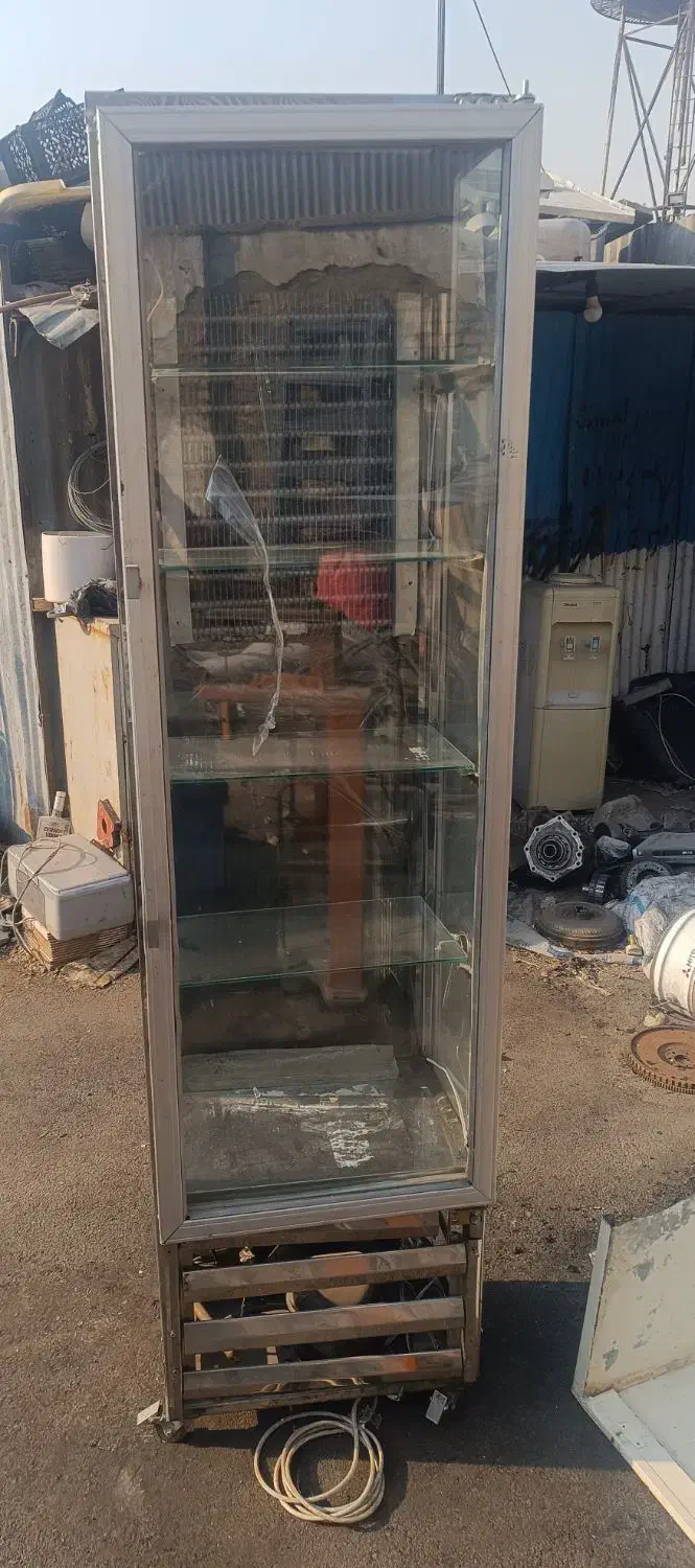یخچال ویترینی ایستاده ۶۰ سانتی سالم|فروشگاه و مغازه|ری, ملک‌آباد|دیوار