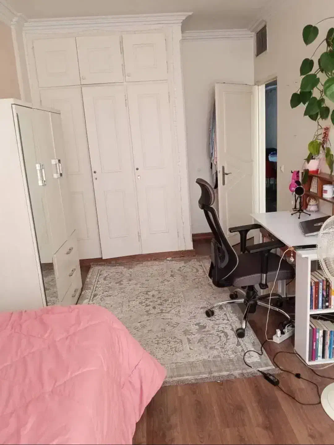 112 متر 2خواب/طبقه پنجم سالن پرده خور/اباذر مترو