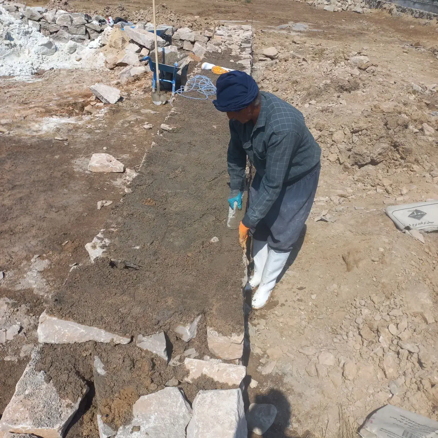 استا سنگکاری  پی سنگ کف بلوک کار قالب و المتوربندی|خدمات پیشه و مهارت|باوی, |دیوار